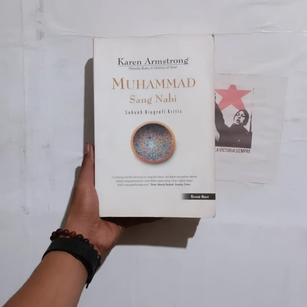 Karen Armstrong / Yerusalem / Perang Suci / Sejarah Tuhan / Masa Depan Tuhan / Muhammad / Buddha | C