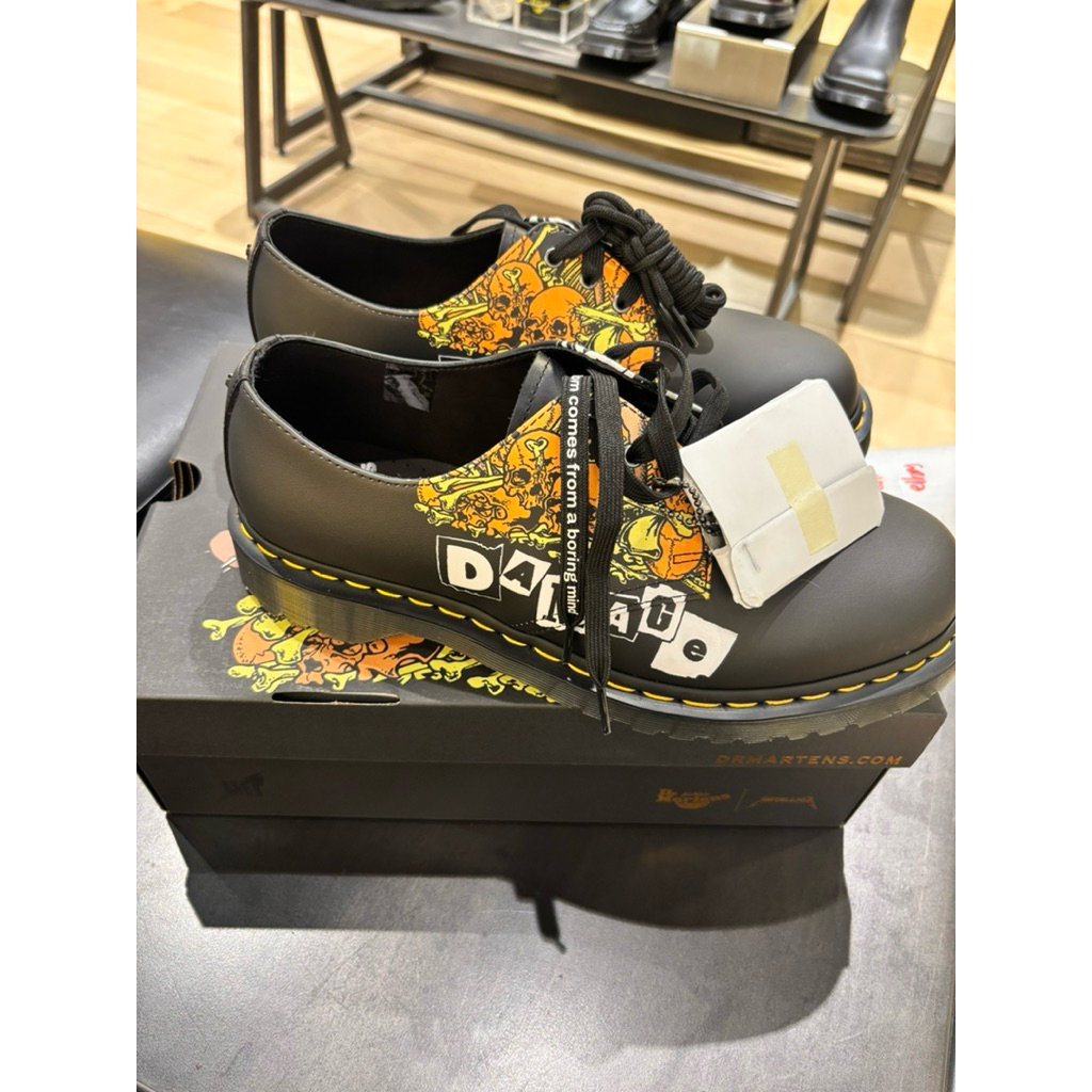 Dr. martens x Metallica Damage Inc Tour 1461