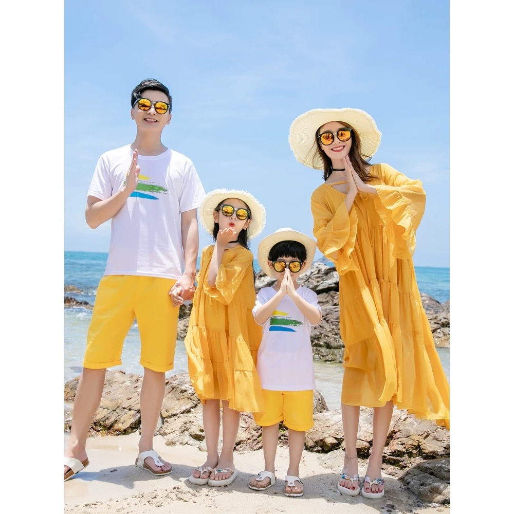 Pakaian Renang Keluarga Dress Pantai Longgar Setelan 2 Potong Bahan Cepat Kering Warna Kuning dan Me