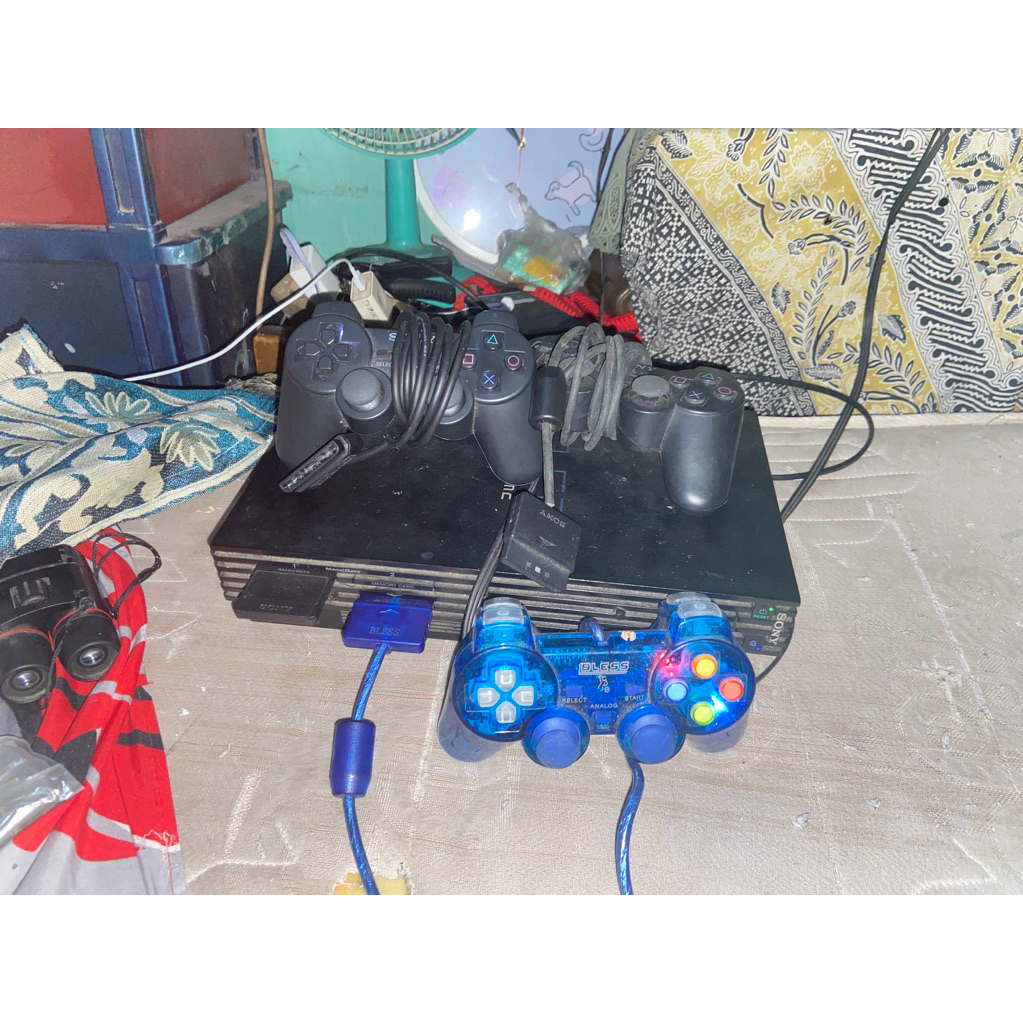 ps 2  beli ps 2 gratis stik satu bisa nyalah nyalah warna warni