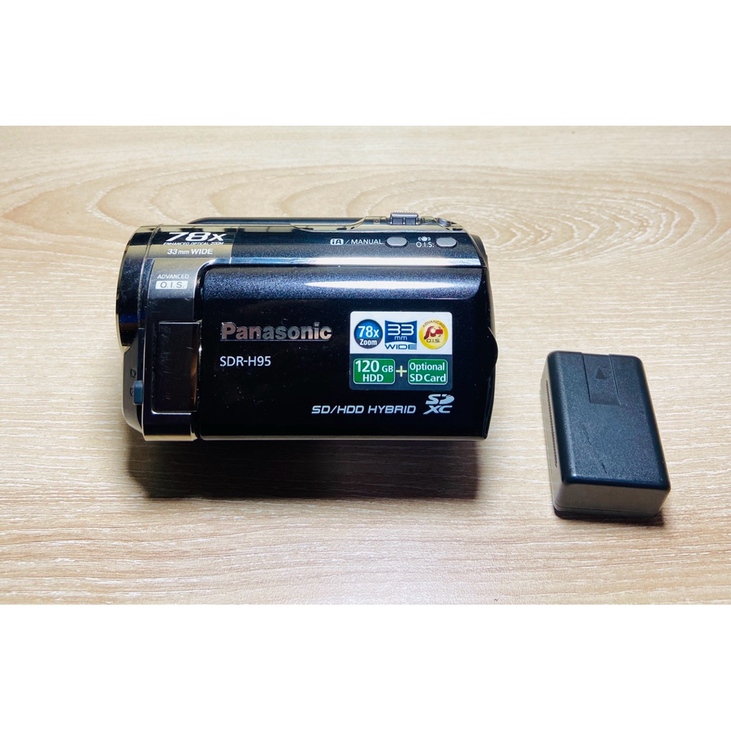 Handycam Panasonic SDR H95 nyala power merah