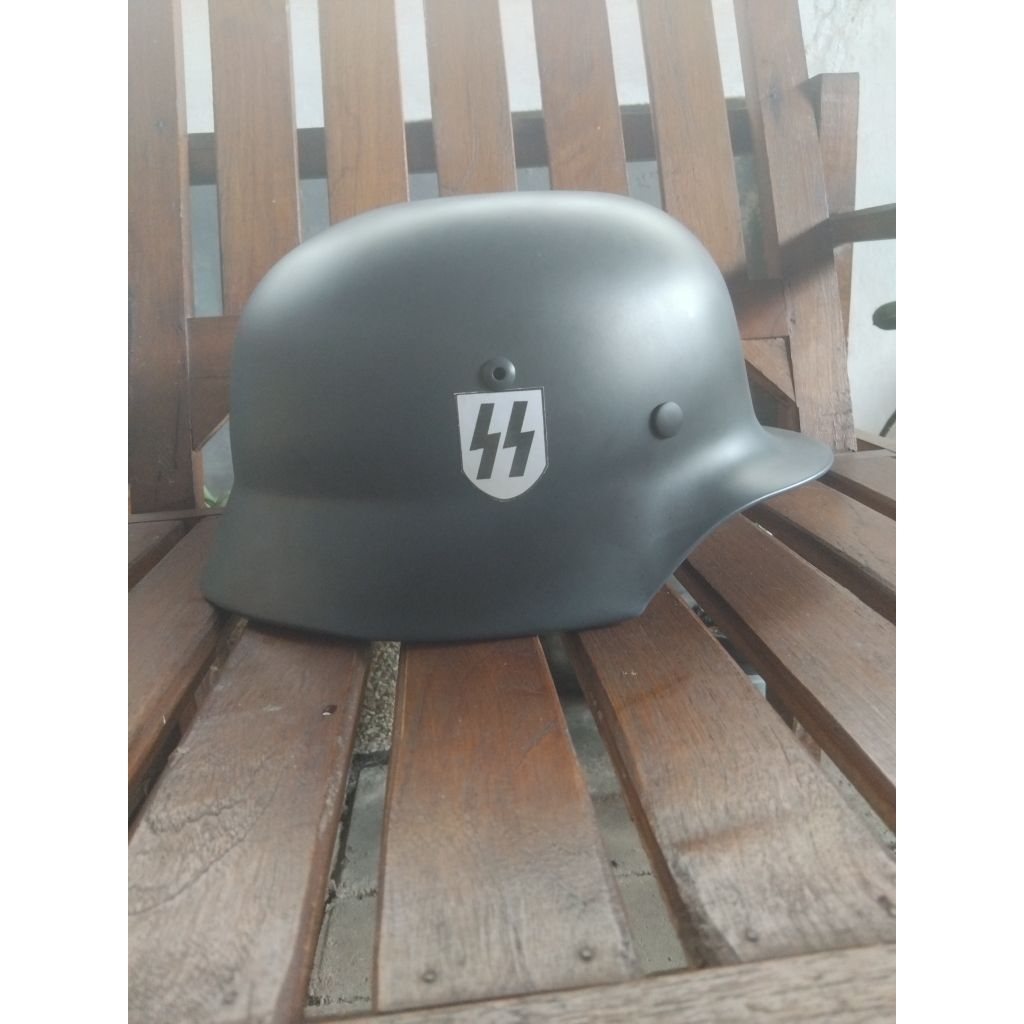 Helm Jerman M-35 - M35 Stahlhelm WW2