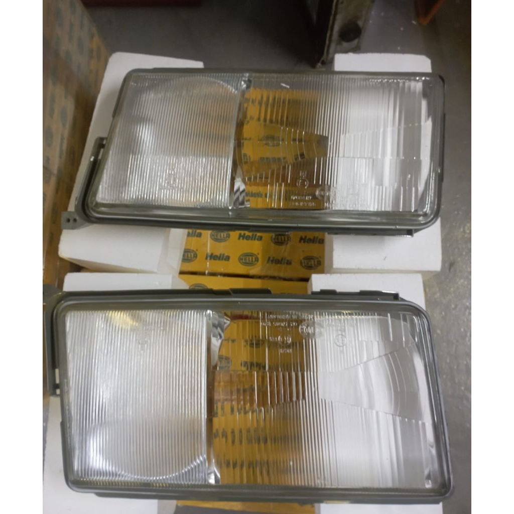 cover headlamp mobil mercy W201 original made in jerman hella nos