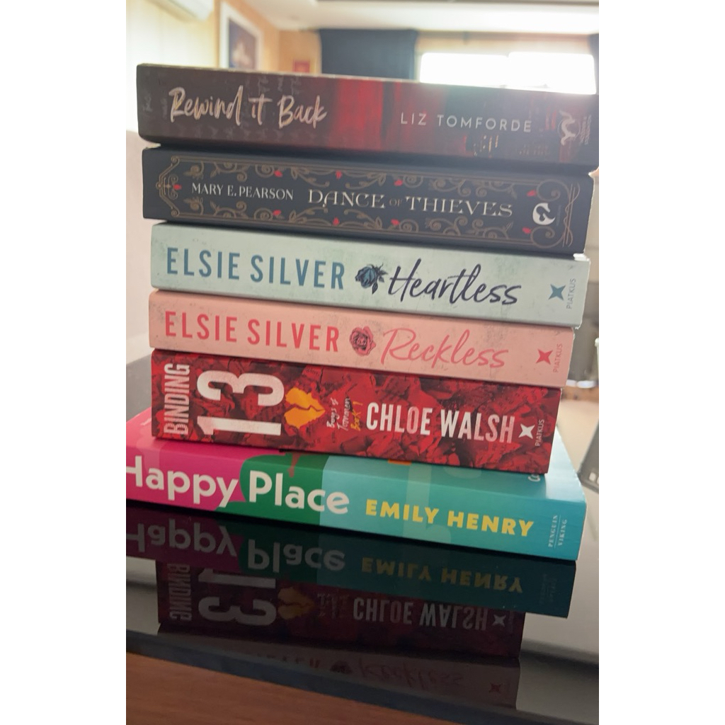 Preloved English Novel