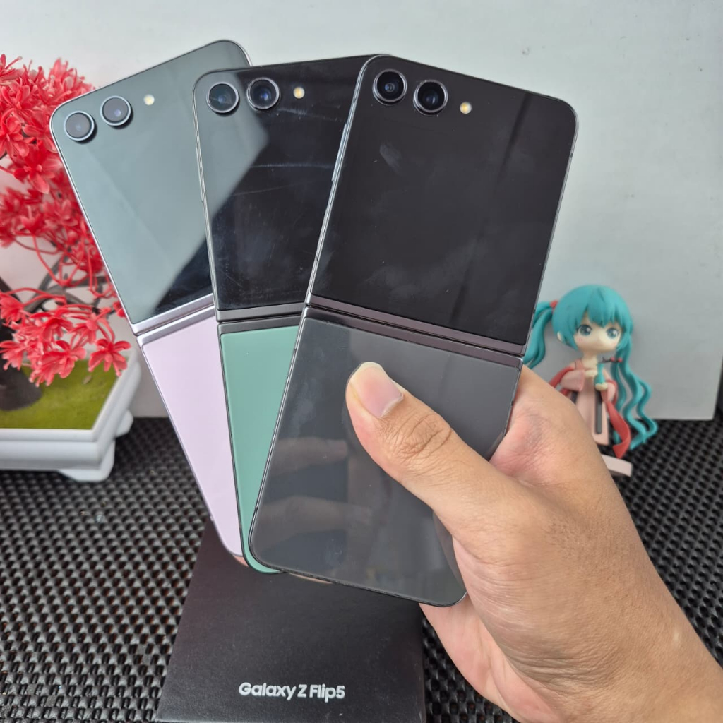 Samsung Z Flip 5 5G 8/512 Resmi SEIN Original Bekas Semua Fungsi Normal Minus LCD Deadpixel