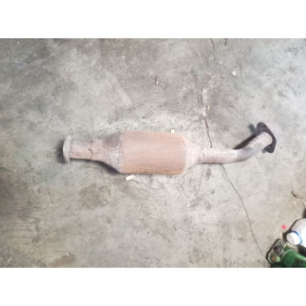 Kapsul katalis daihatsu grandmax luxio original