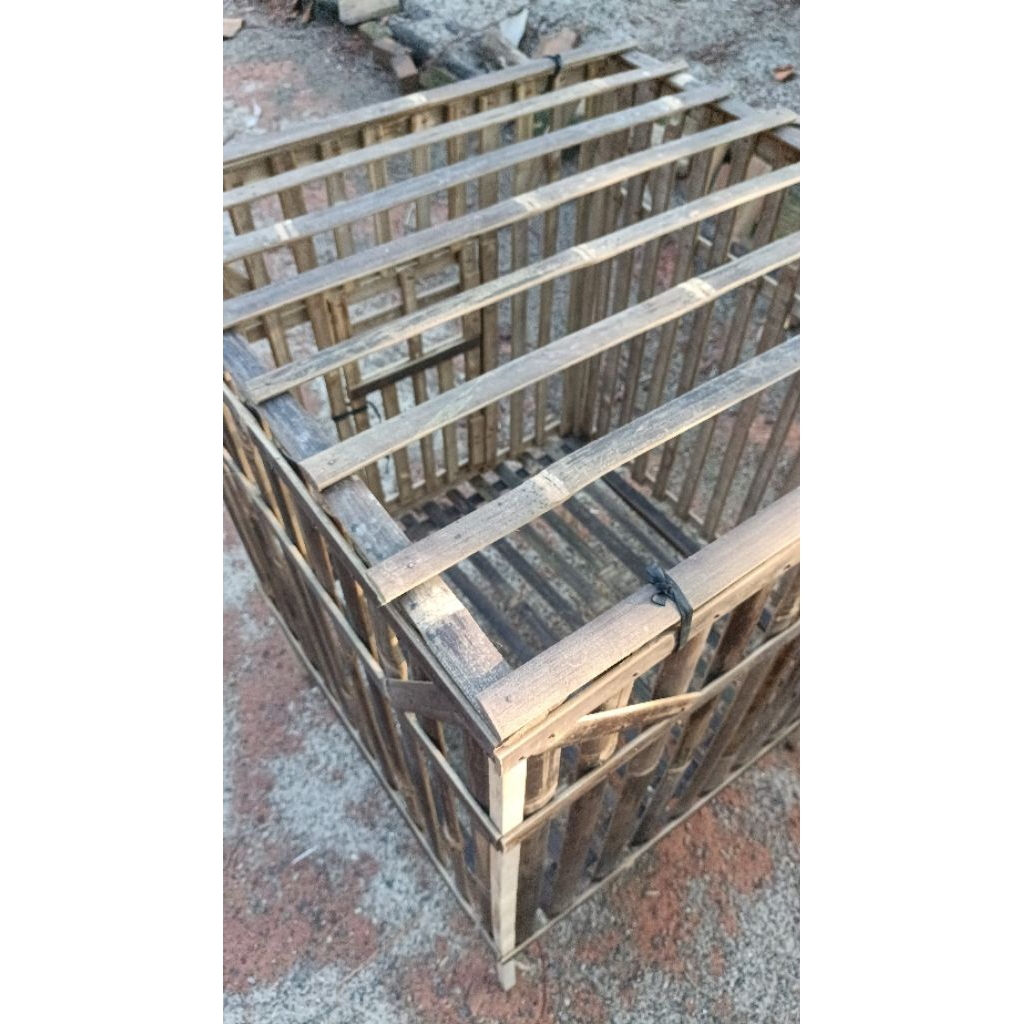 Kandang Ayam Bambu Hitam 70x70 cm - Kuat, Awet & Anti Rayap - Kandang Ayam Bangkok Serama Pelung