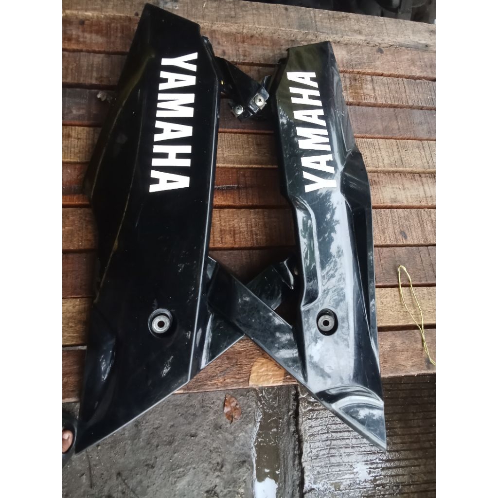 UNDERCOWL sambungan sayap bawah motor Yamaha r15 v3 original COPOTAN