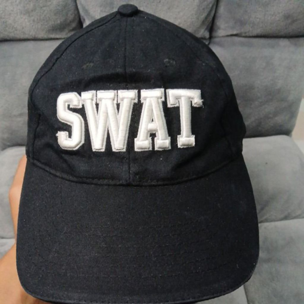 Topi SWAT