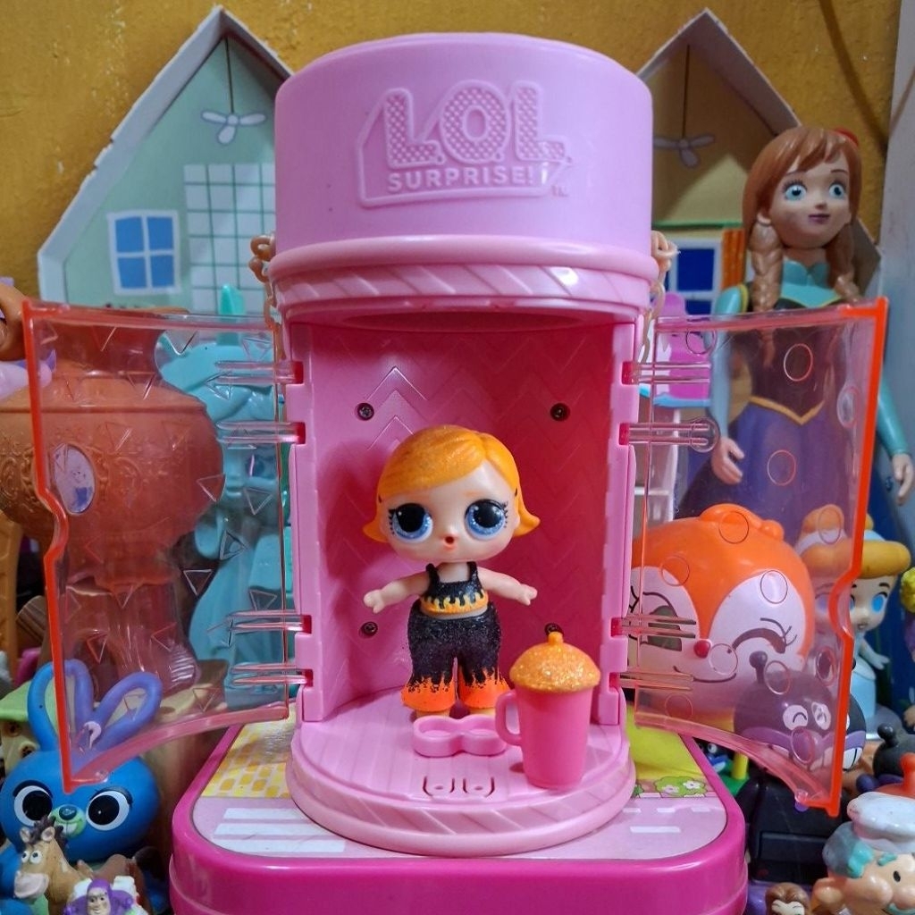 LOL Surprise Doll Lights Glitter Series Fyre Big Sister