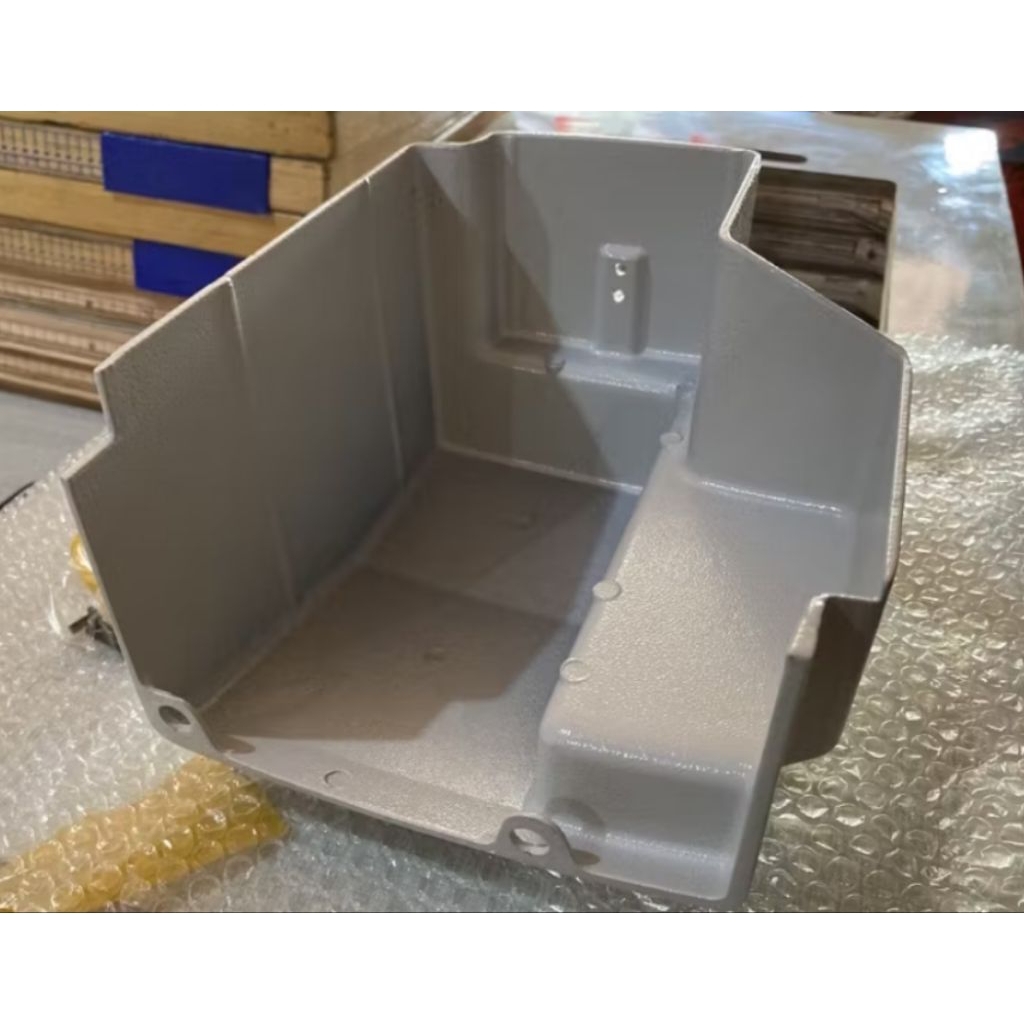 tutup belakang mesin lubang kancing juki 771-781