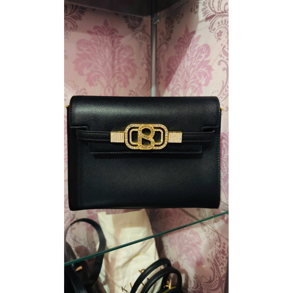 sarah bag buttonscarves