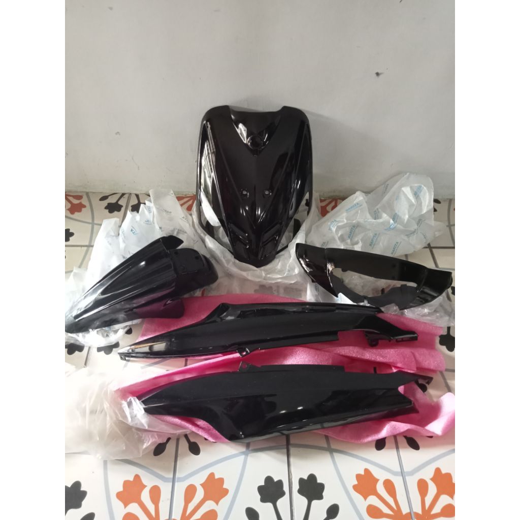 Body Halus Mio Sporty warna hitam, Body Halus Mio smile warna biru, Body Halus Mio smile warna hitam