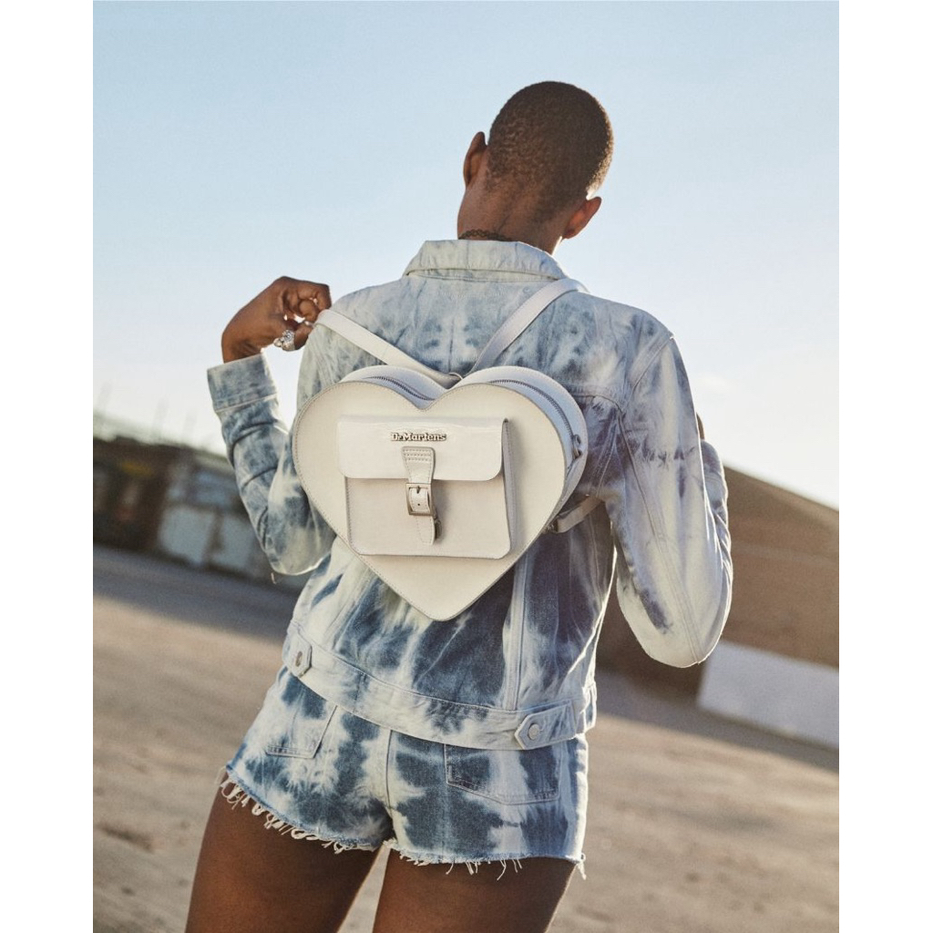 Dr. Martens love heart sling bag White Original