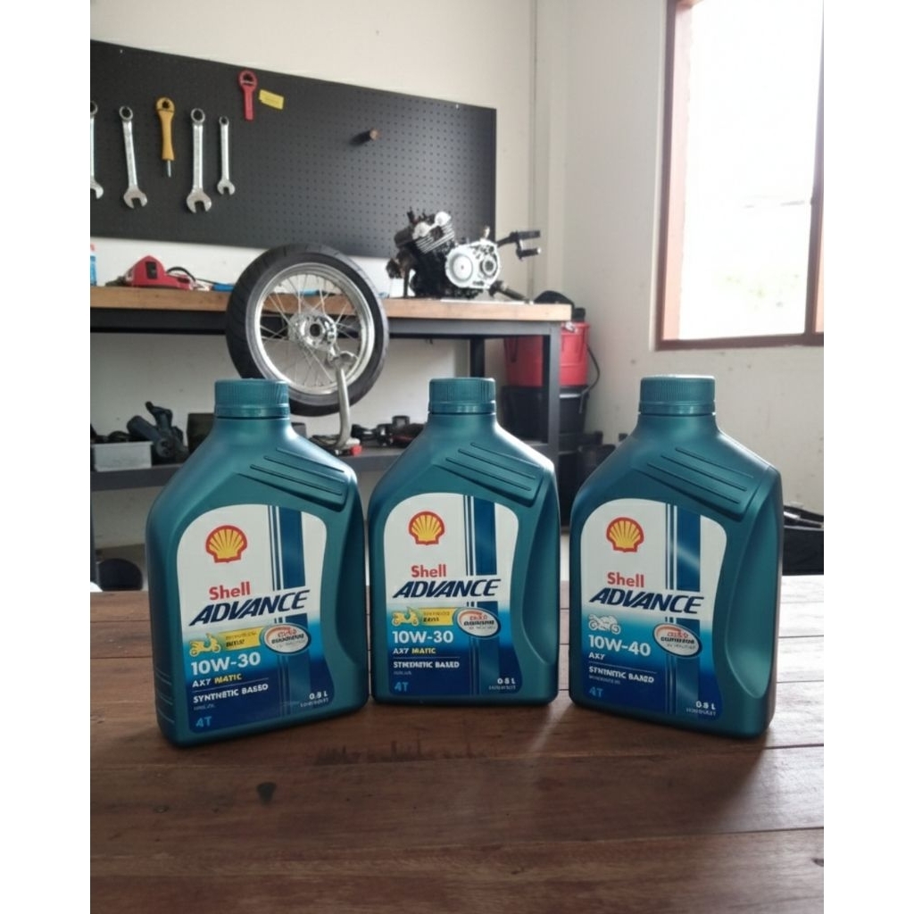 Oli shell Advance for matic 10W-30 AX7