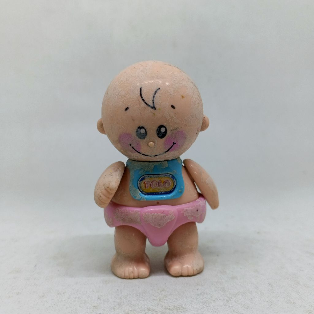 Figure Tolo Bayi Berdiri Minus B