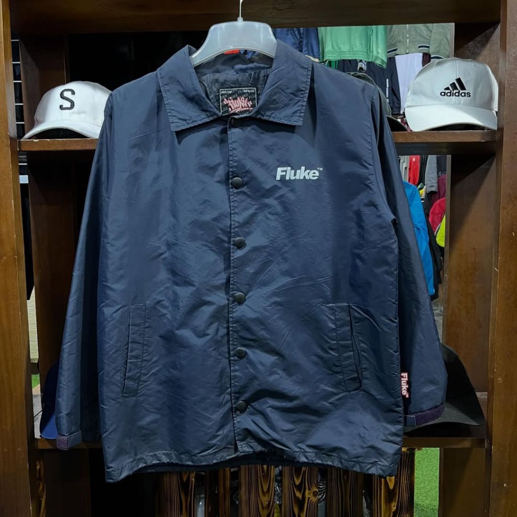 jaket coach FLUKE tebal size L casual murah