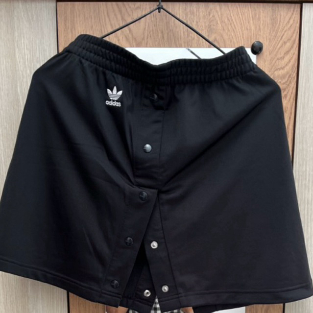 Rok Adidas