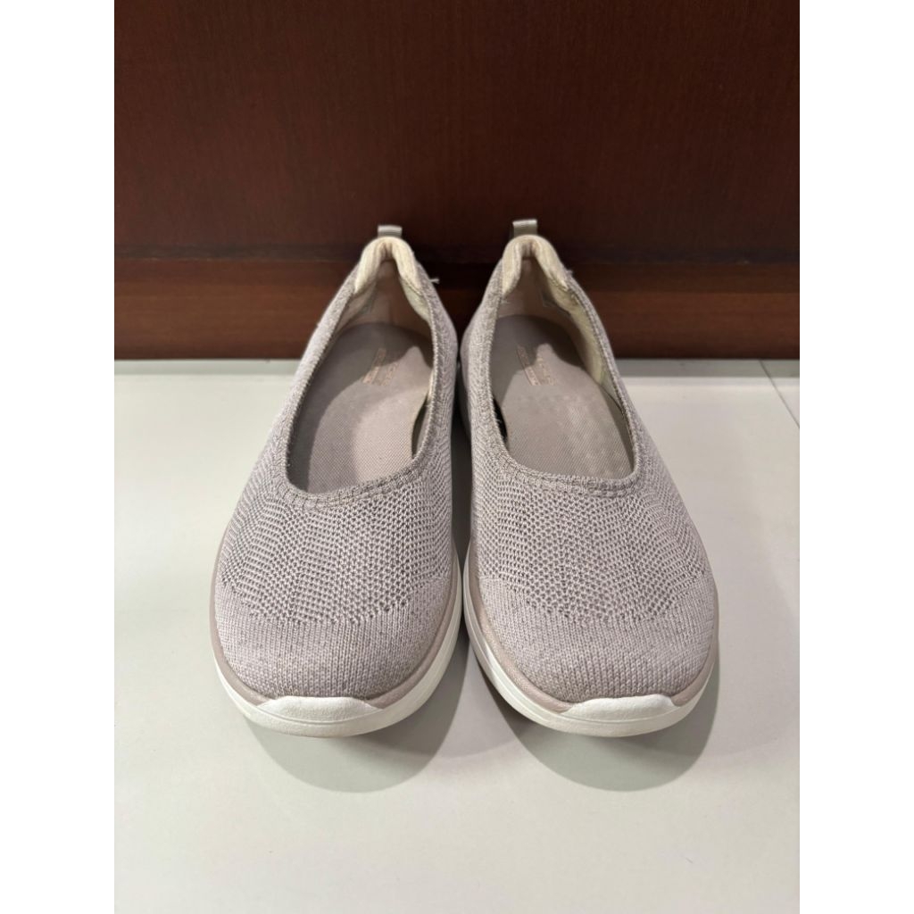 Skechers On-The-Go Flex Radiant