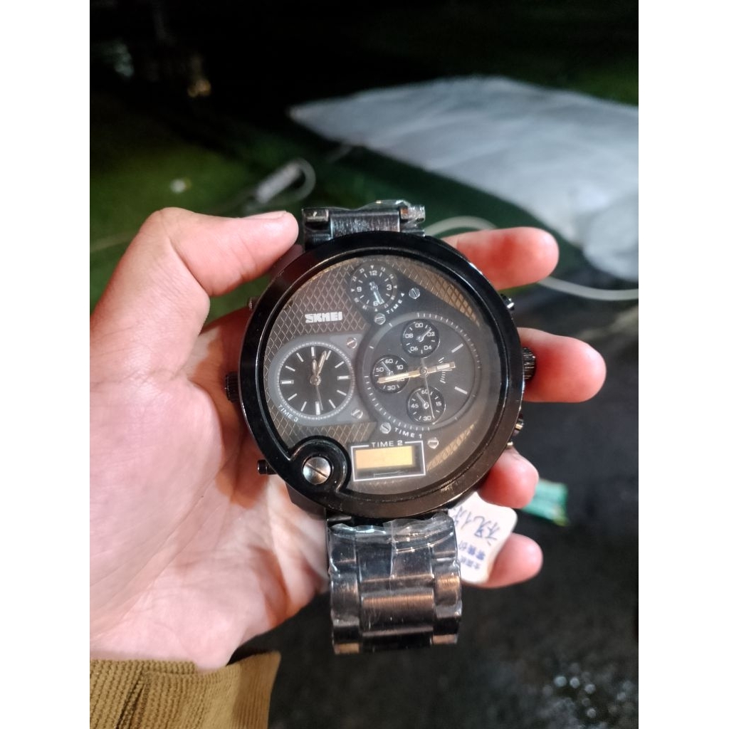 Jam Tangan Digital Analog Jumbo Pria AD1170( minus digitalnya mati)