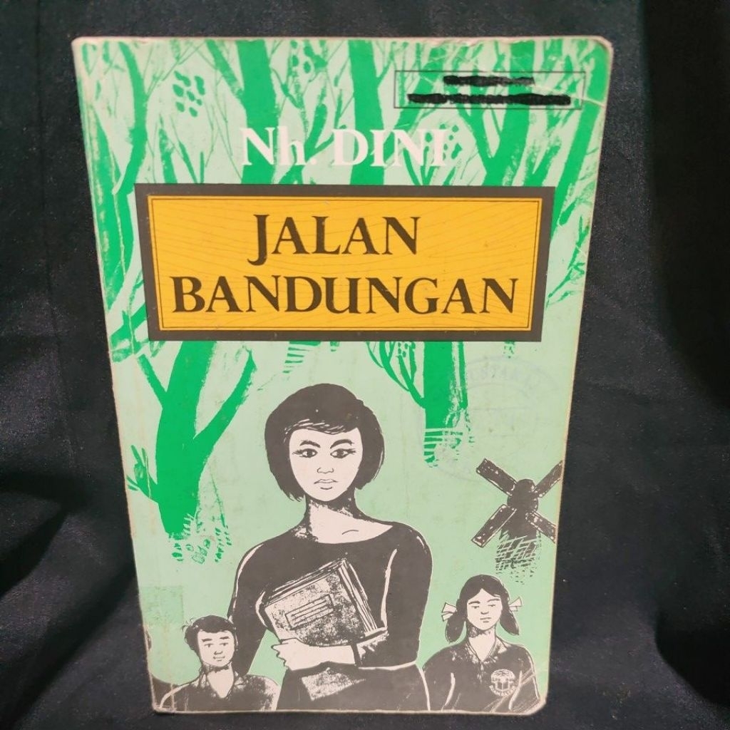 Buku original JALAN BANDUNGAN by Nh. Dini