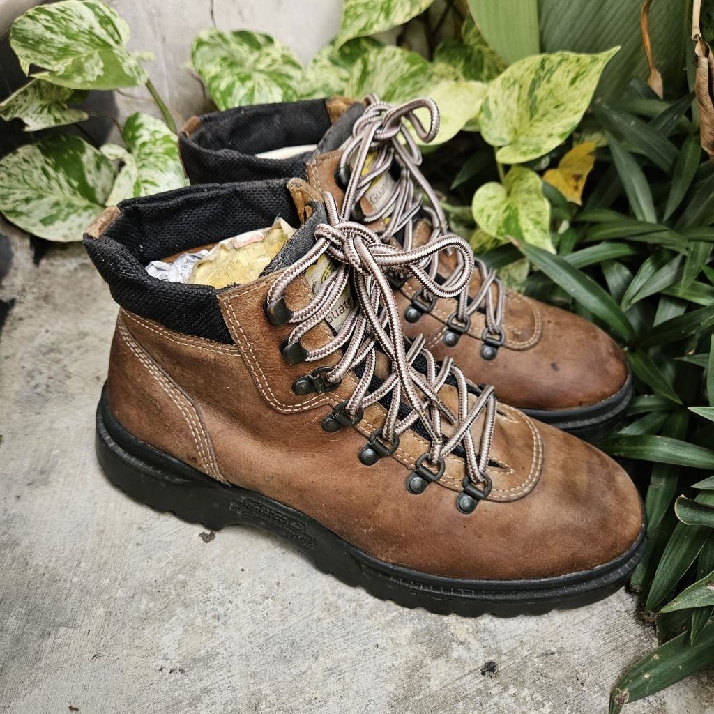 sepatu boots second camel active size 42(27cm)