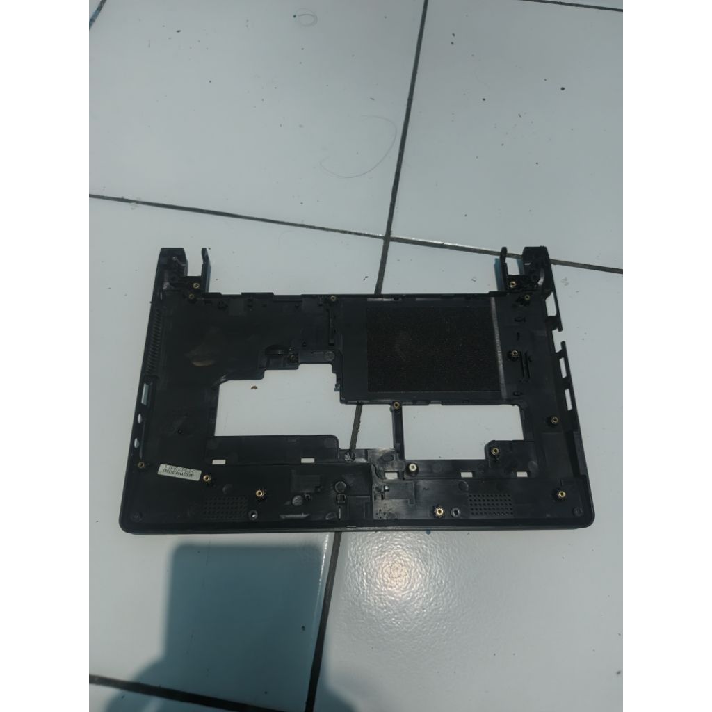 Netbook SMK Mugen 1600 Casing Bottom Bawah