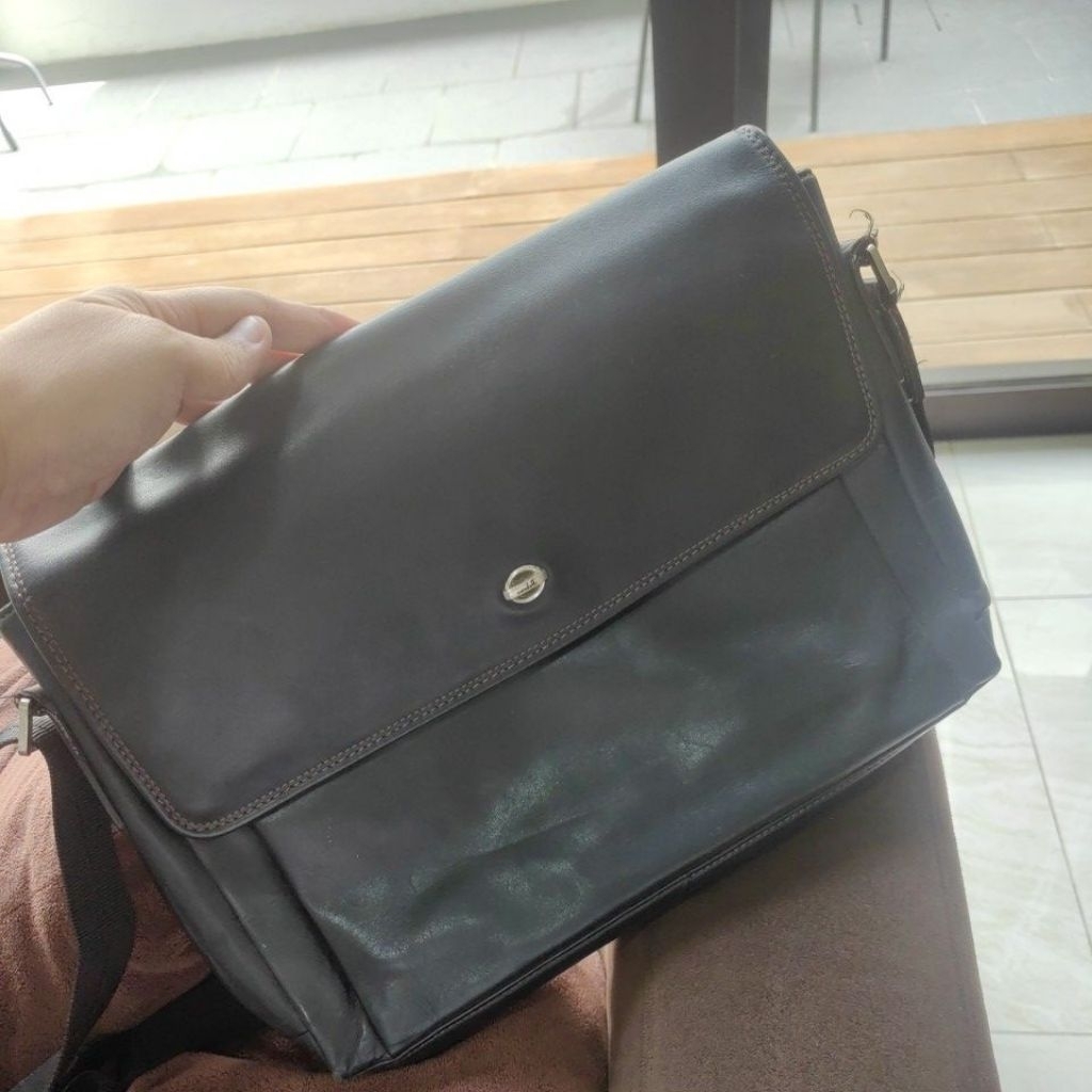 tas pria condotti selempang second