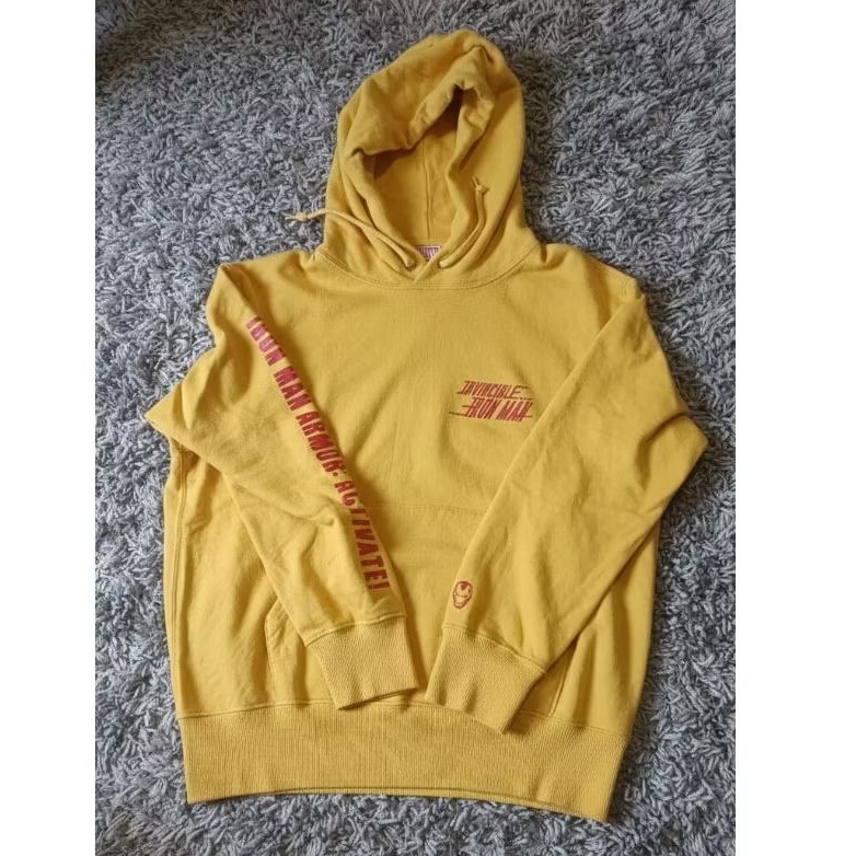 Hoodie Uniqlo x Marvel scnd