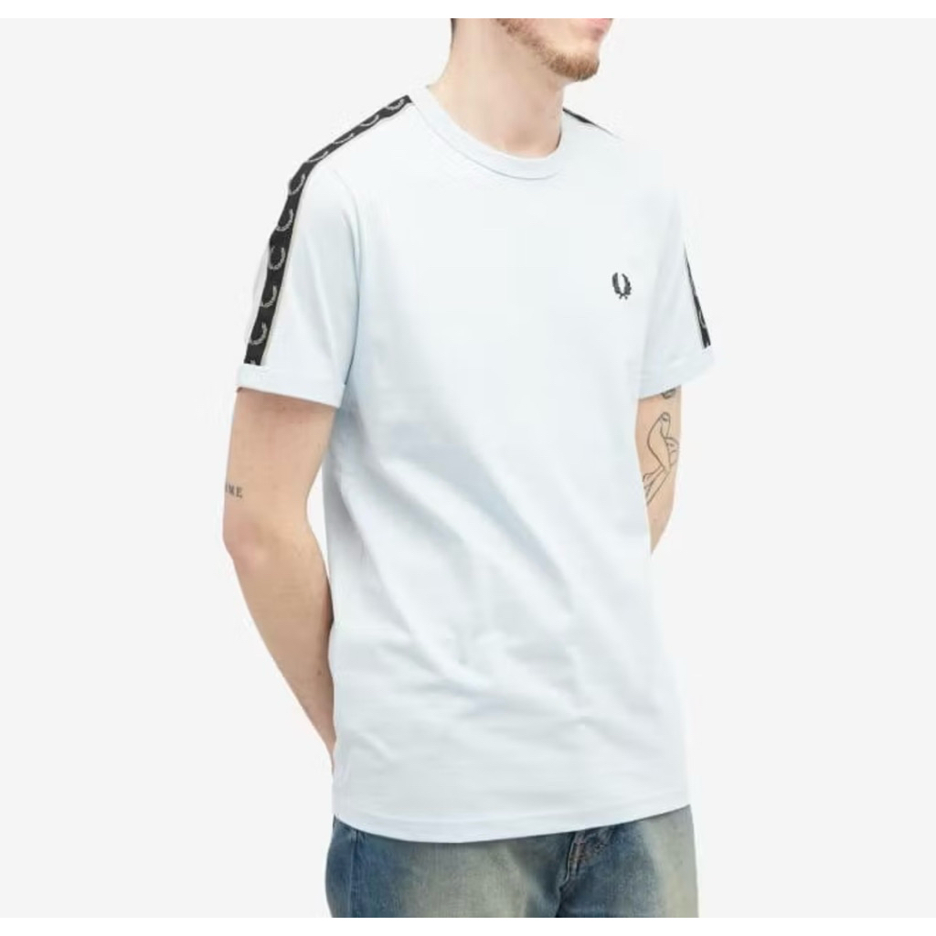 Fred Perry Contrast Ringer Taped t-Shirt “ light Blue”