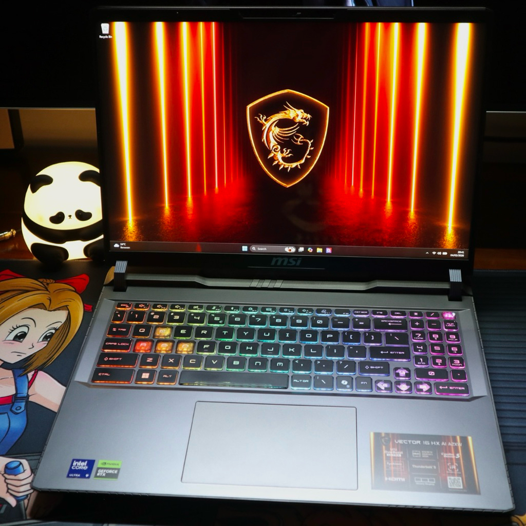 MSI Vector 16HX I RTX5070Ti 12GB I Ultra 9 275HX I 32GB I 1TB