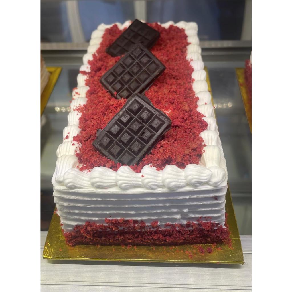 SEINDAH CAKE- Red Velvet Cake-Kue Red Velvet dan isian Cheese cream 18x9
