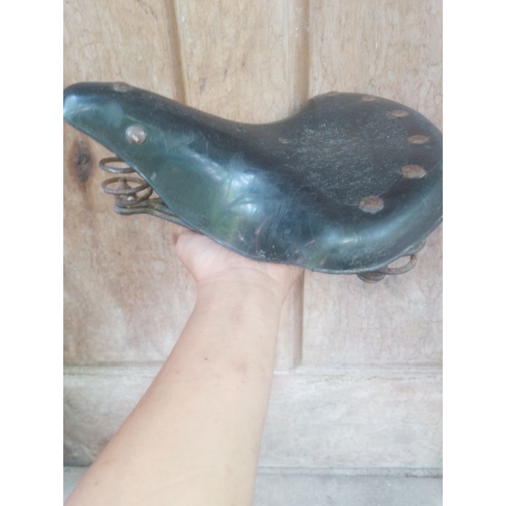 Sadel Sepeda onthel Dames