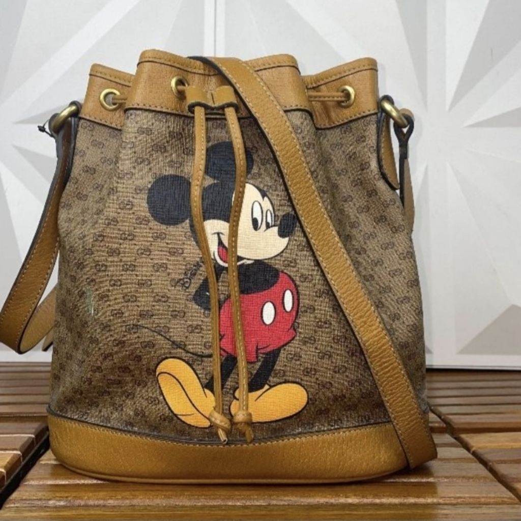 Tas Preloved G U C C I Tas Selempang/Serut Bucket/Shoulder