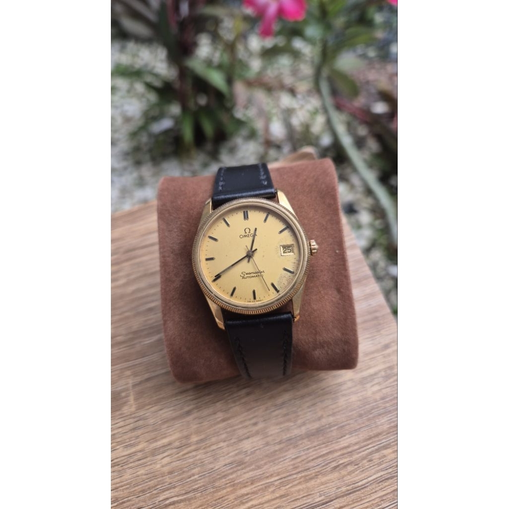 Omega Seamaster round Fluted Bezel Automatic movement