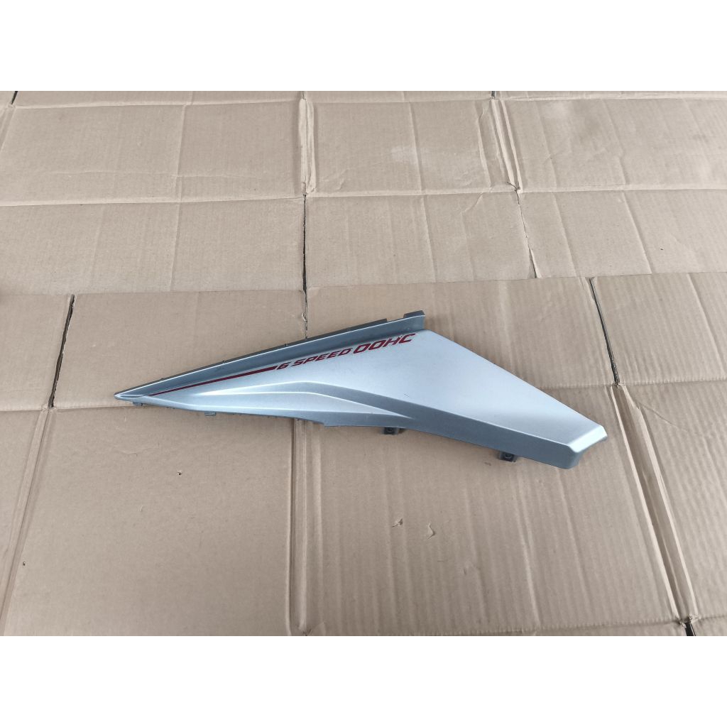 Sambungan Bodi Belakang Kanan Supra GTR150 Original Second (Kanan)