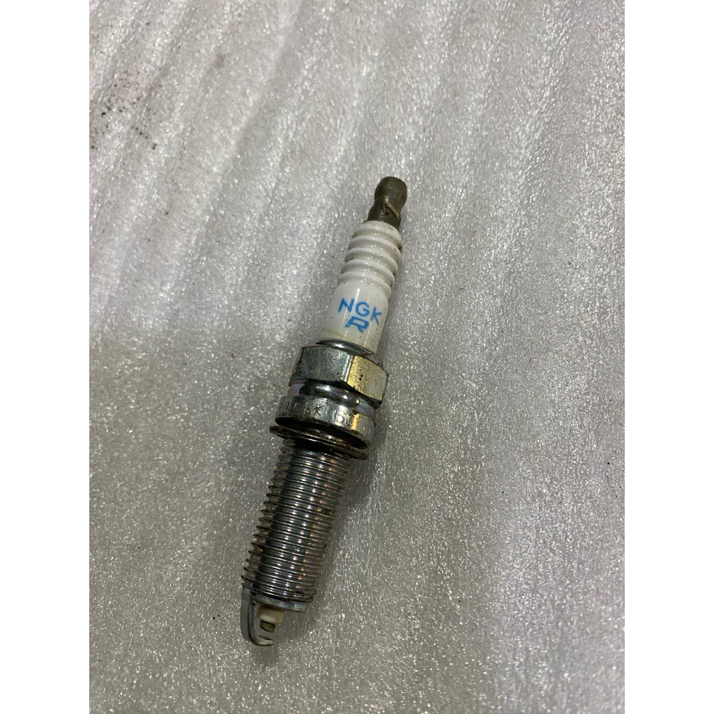 Busi NGK Daihatsu Ayla 1.0 - Sigra 1.0 - Busi NGK LKR6-C