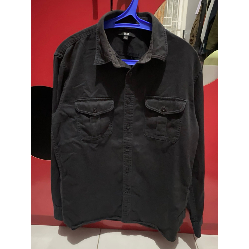 Kemeja Wokshirt Uniqlo Hitam