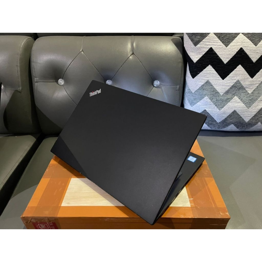 THINKPAD T14 AMD RYZEN 7 PRO