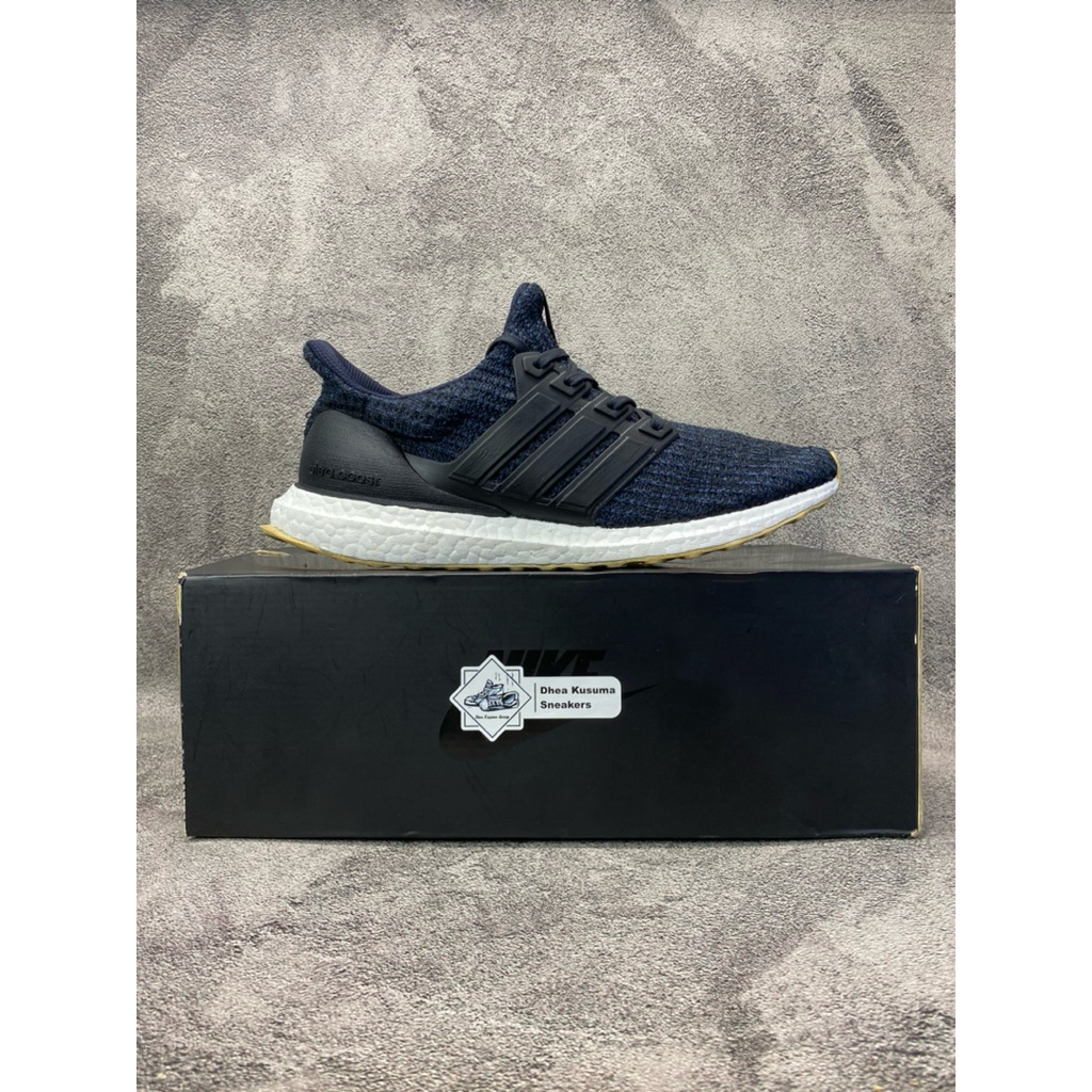 Sepatu Second Adidas Ultra Boost 4.0 Parley Legend  Size 42 2/3  Original Guarantee 100%