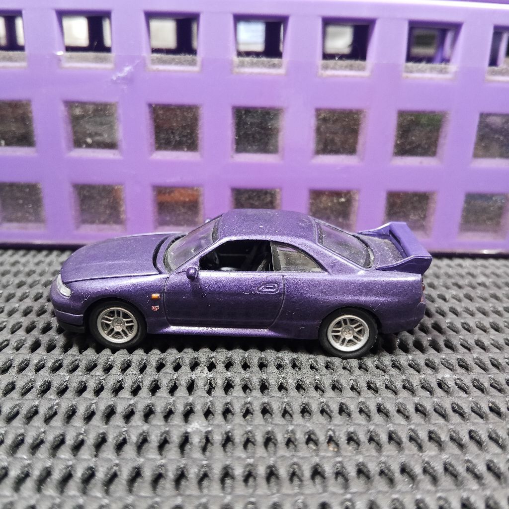 TARGA LOOSE NISSAN SKYLINE GTR R32 UNGU