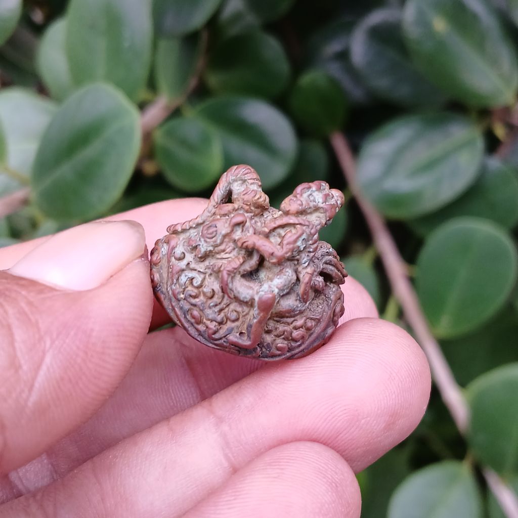 Koleksi Temuan Sungai Cincin Perunggu Kuno Motif