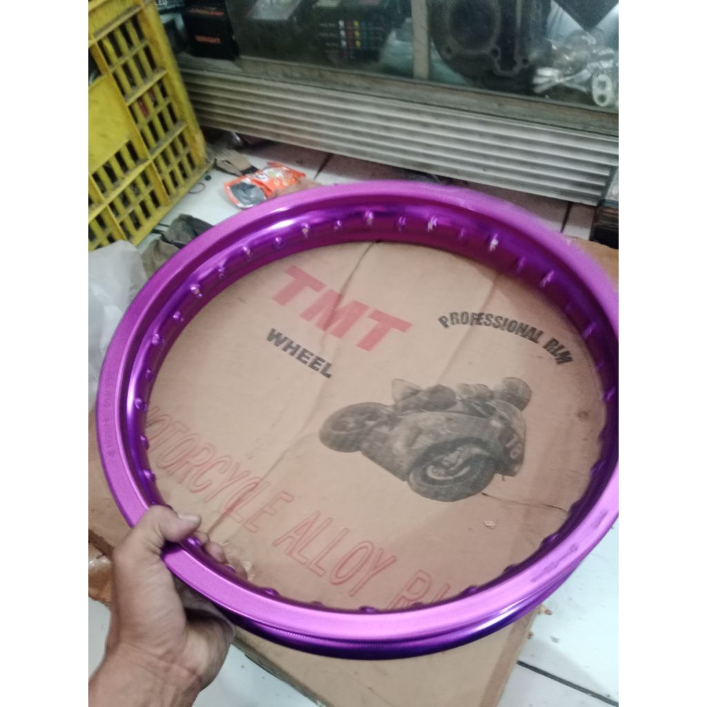 Velg 17 215 ungu merk TMT velg R17 215 ungu tmt wheel