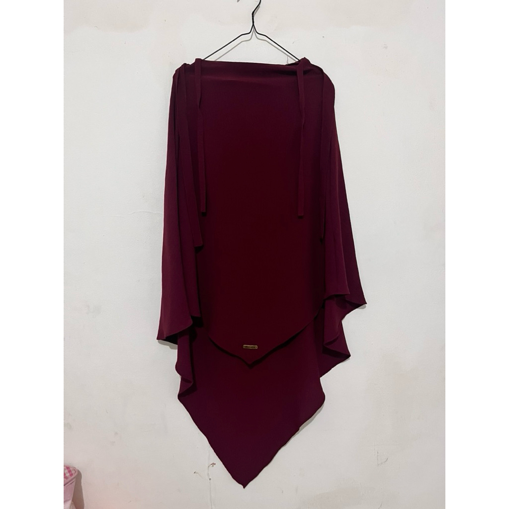 Preloved French Khimar brand MASLAHA NIQAB