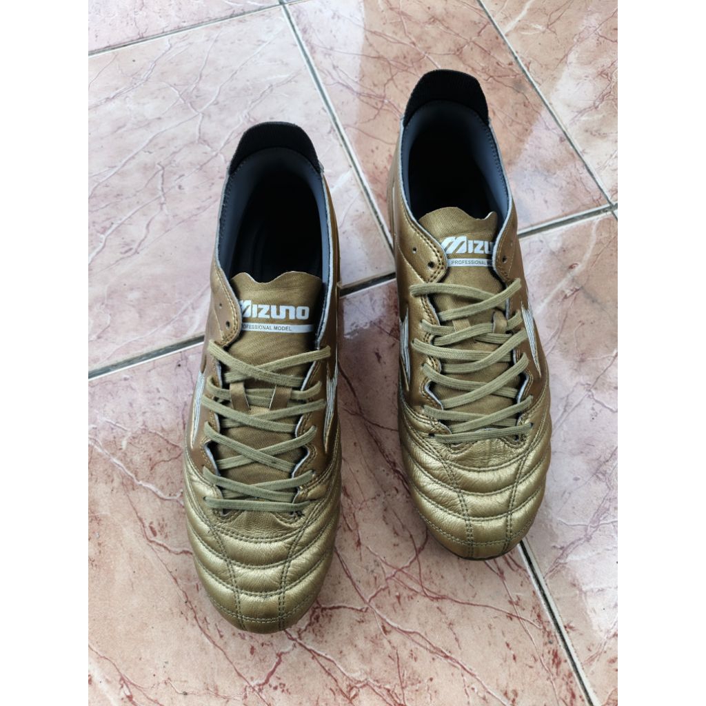 Sepatu Bola Mizuno Morelia Neo III Pro