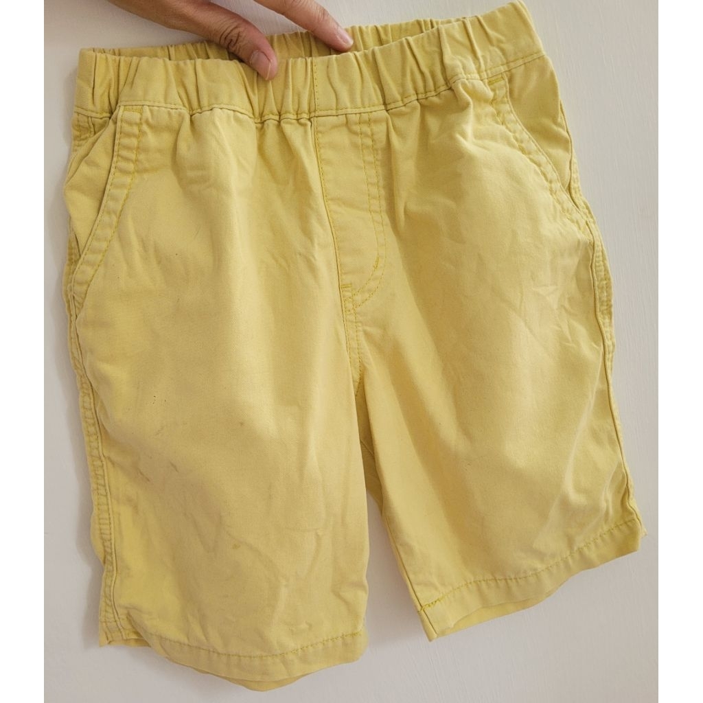 PRELOVED Uniqlo Original 100% Cotton Celana Pendek Anak Laki laki Kuning Yellow Short Pants Kids Boy