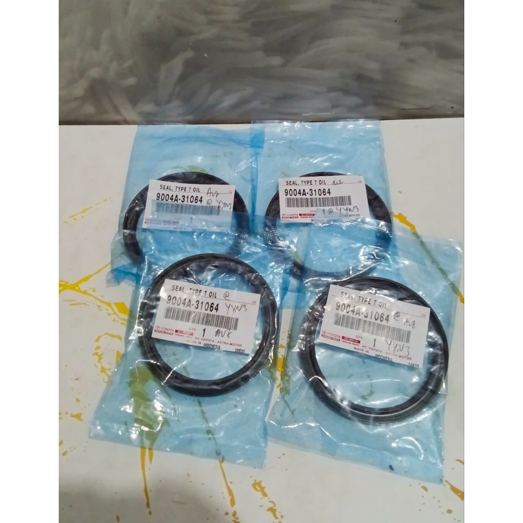 Seal Type T Oil 9004A-31064 Toyota Avanza Rush - 100% Original