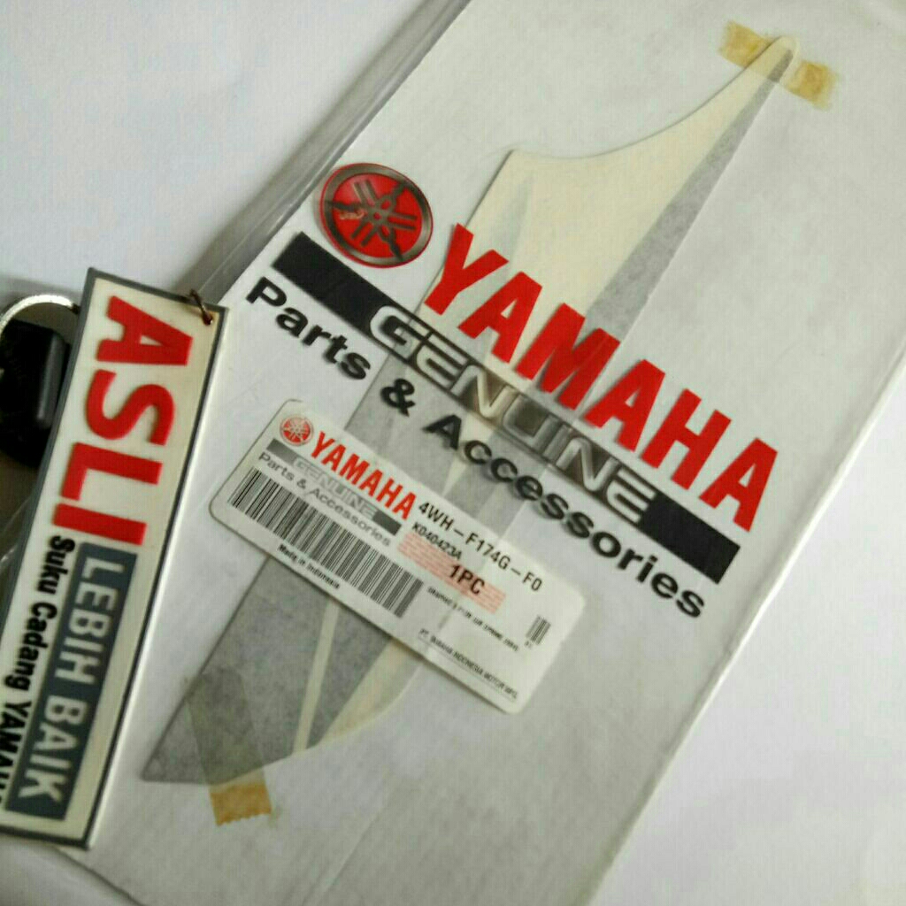 striping tutup aki fizr f1zr 2004 biru putih original  yamaha genuine parts