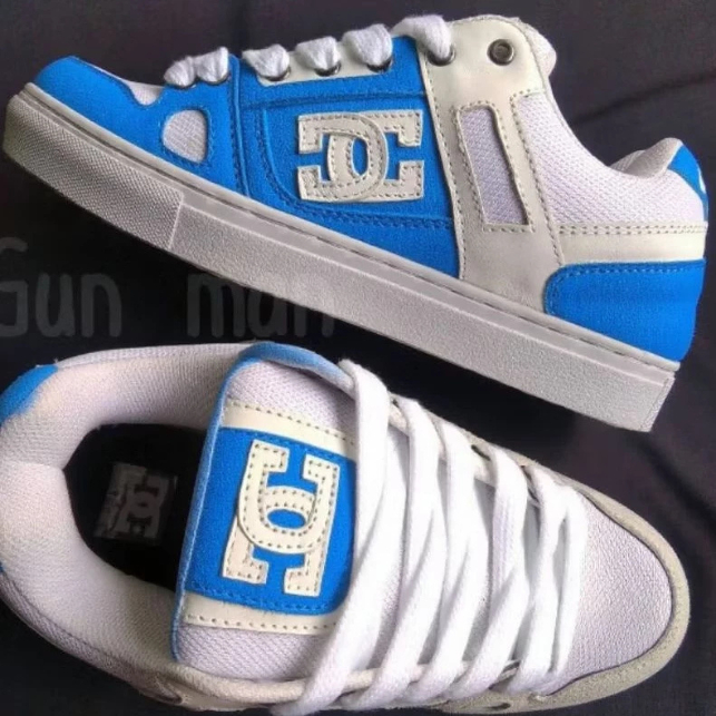 Sepatu Gembung Jumbo Kulit Suede Beludru