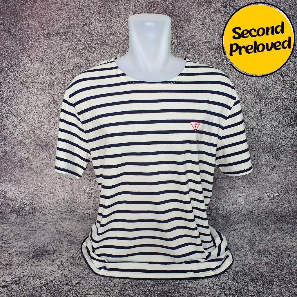 Baju Kaos GUESS - Size XXL / Lebar 58 cm - Original - Second